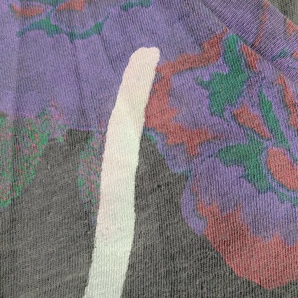 American Eagle grey floral long sleeve shirt in a size medium - Picture 3 of 6